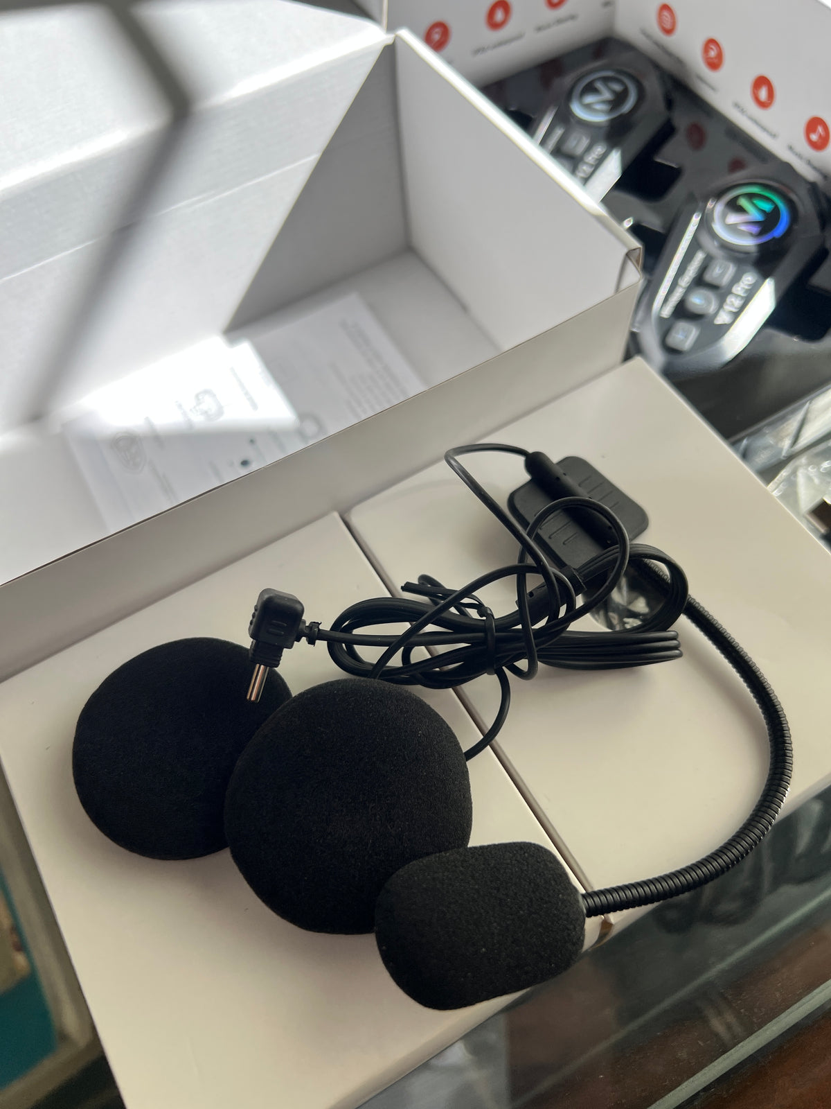 Intercomunicador LUREX Y12 PRO para casco de moto